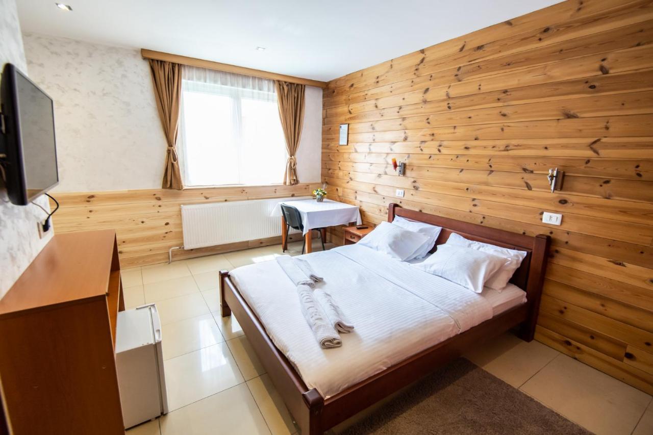 Hotel Enigma Zabljak  Luaran gambar