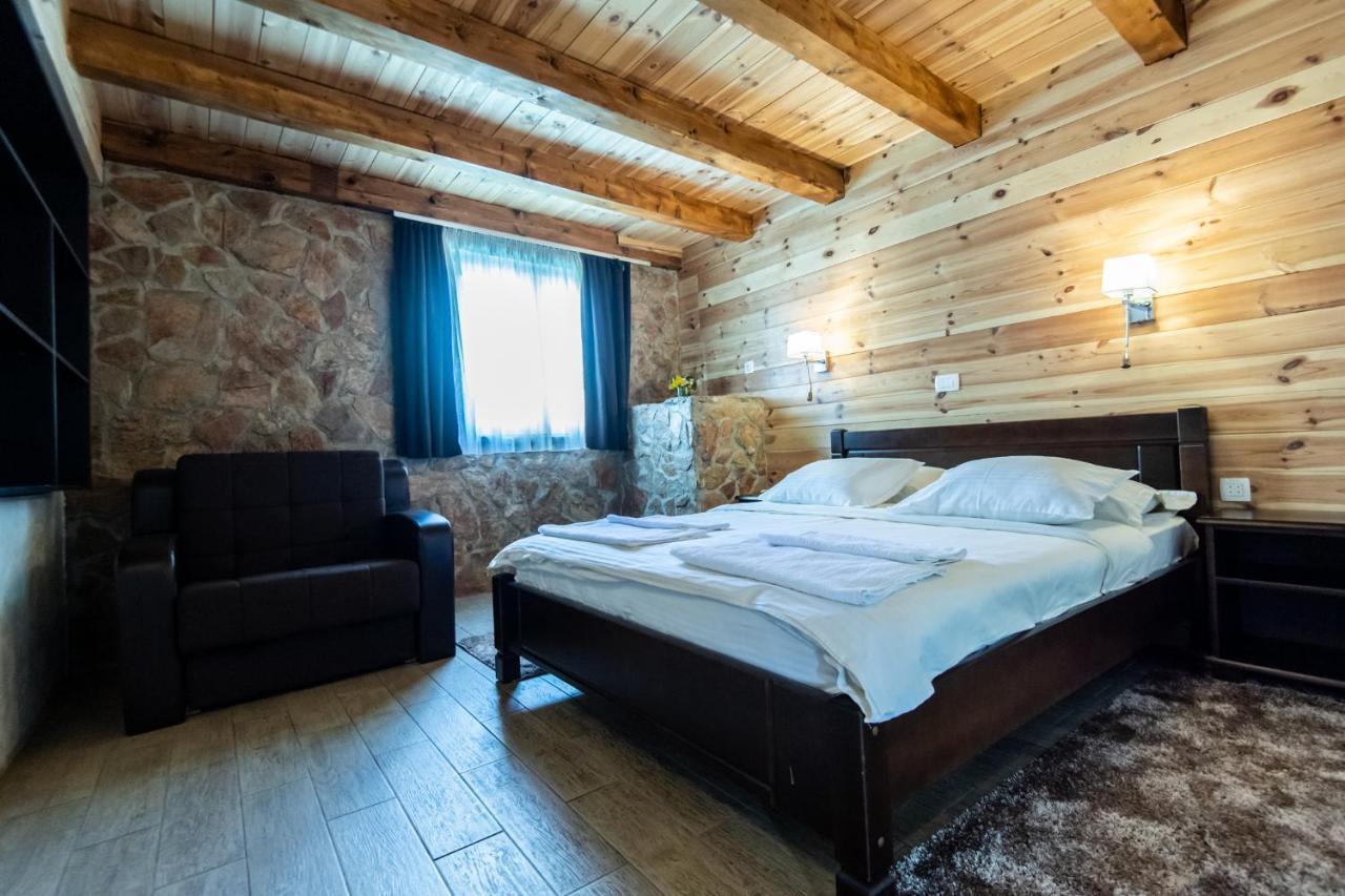 Hotel Enigma Zabljak  Luaran gambar
