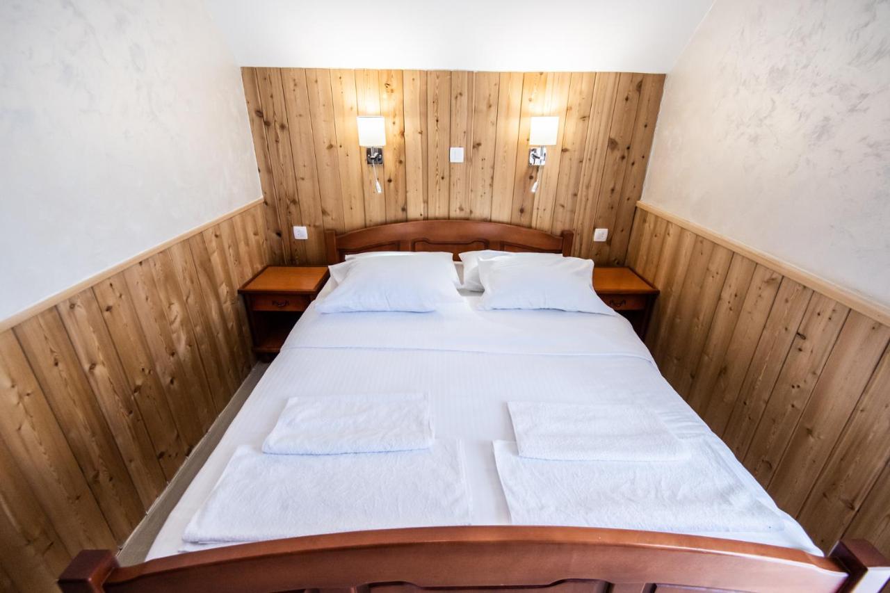 Hotel Enigma Zabljak  Luaran gambar