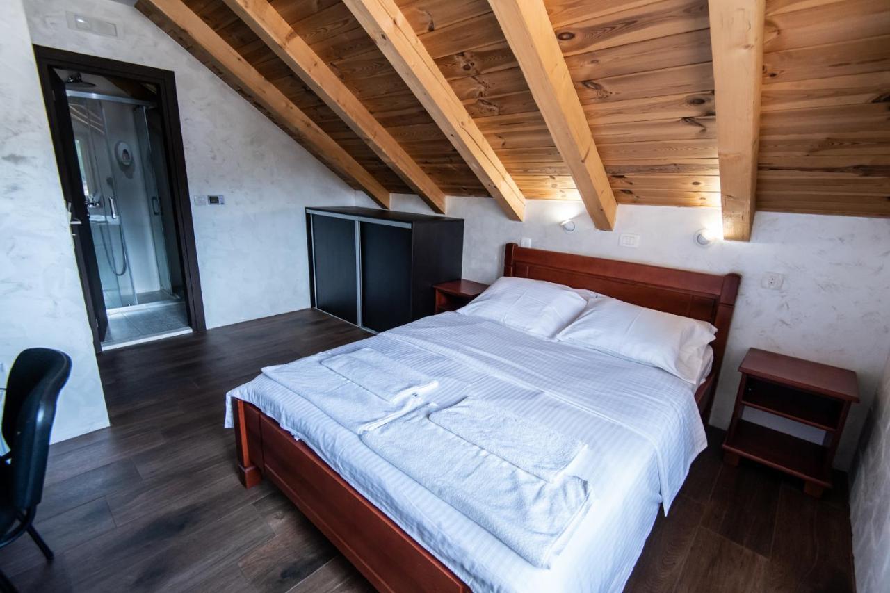 Hotel Enigma Zabljak  Luaran gambar
