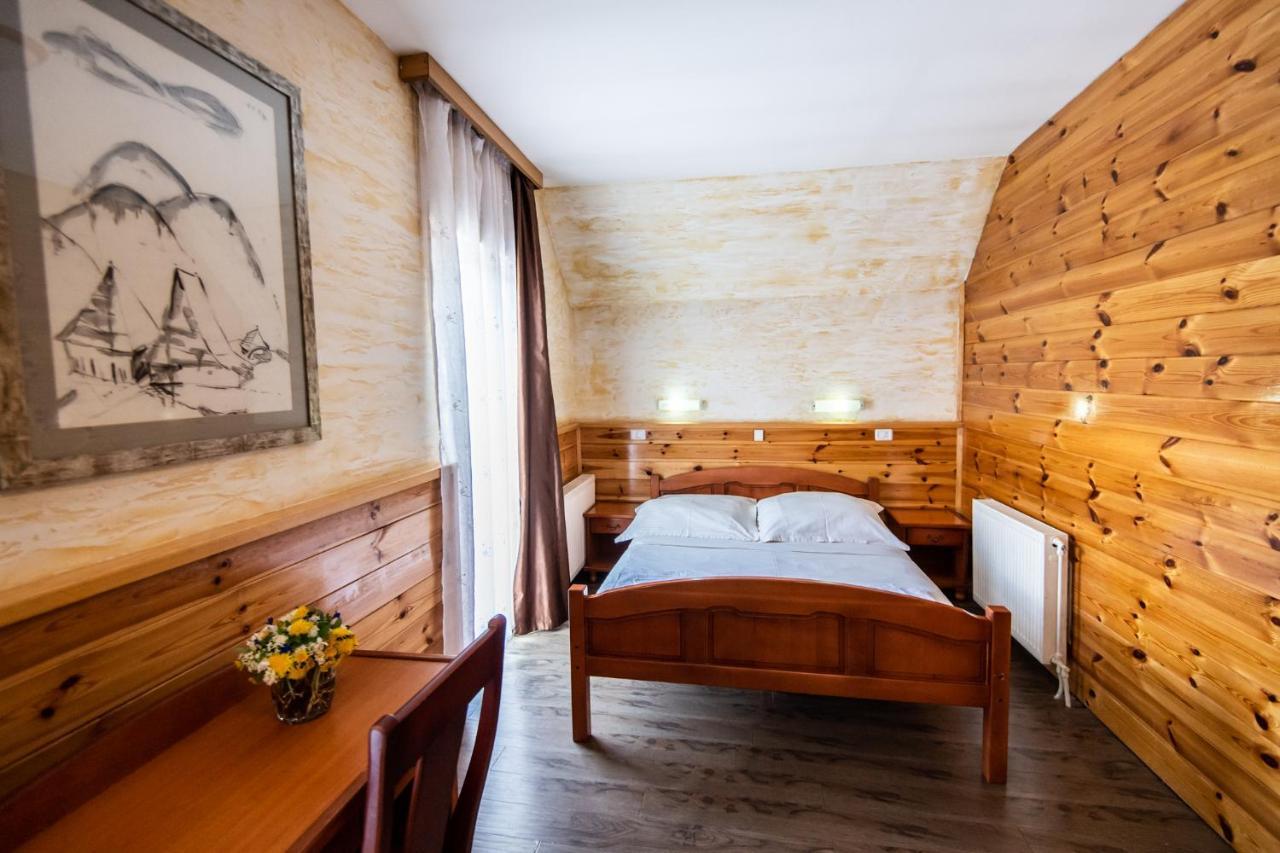 Hotel Enigma Zabljak  Luaran gambar