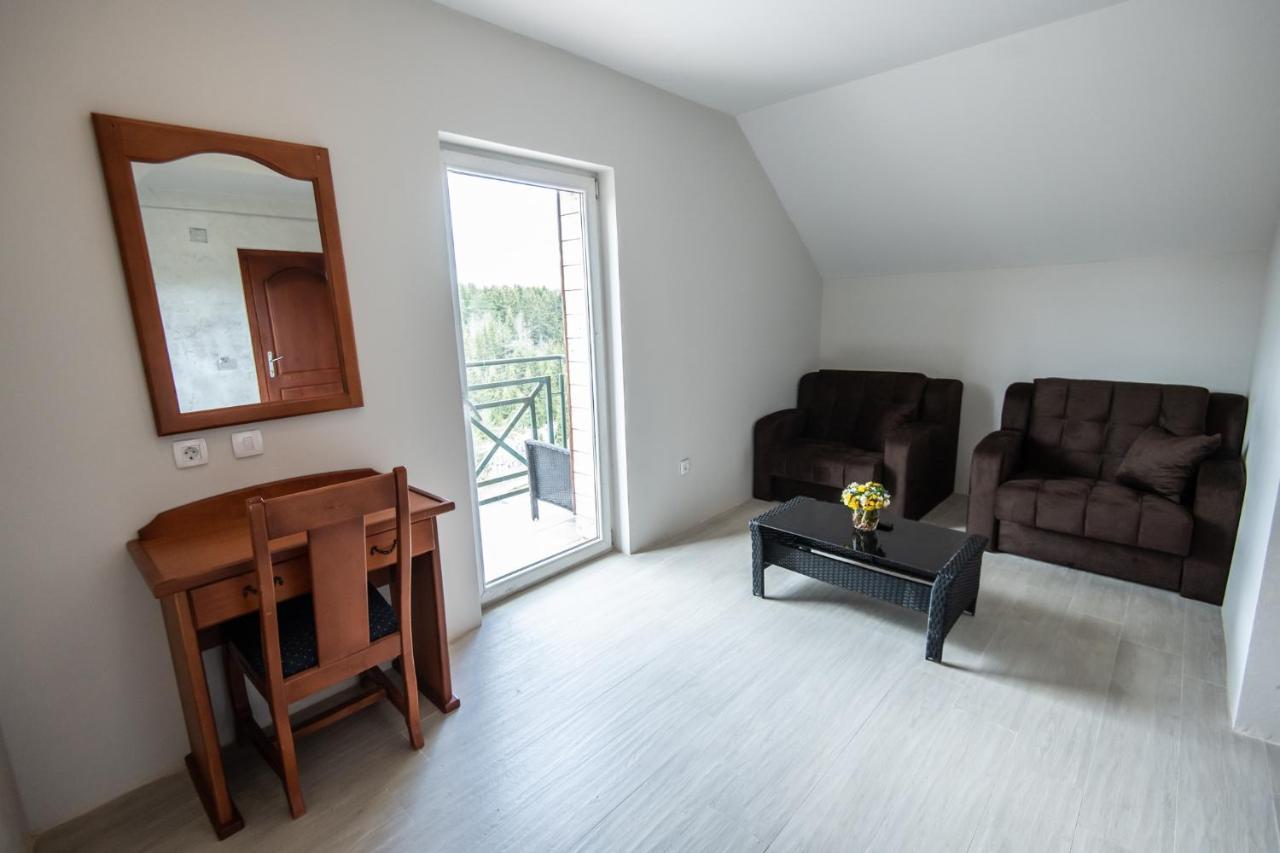 Hotel Enigma Zabljak  Luaran gambar